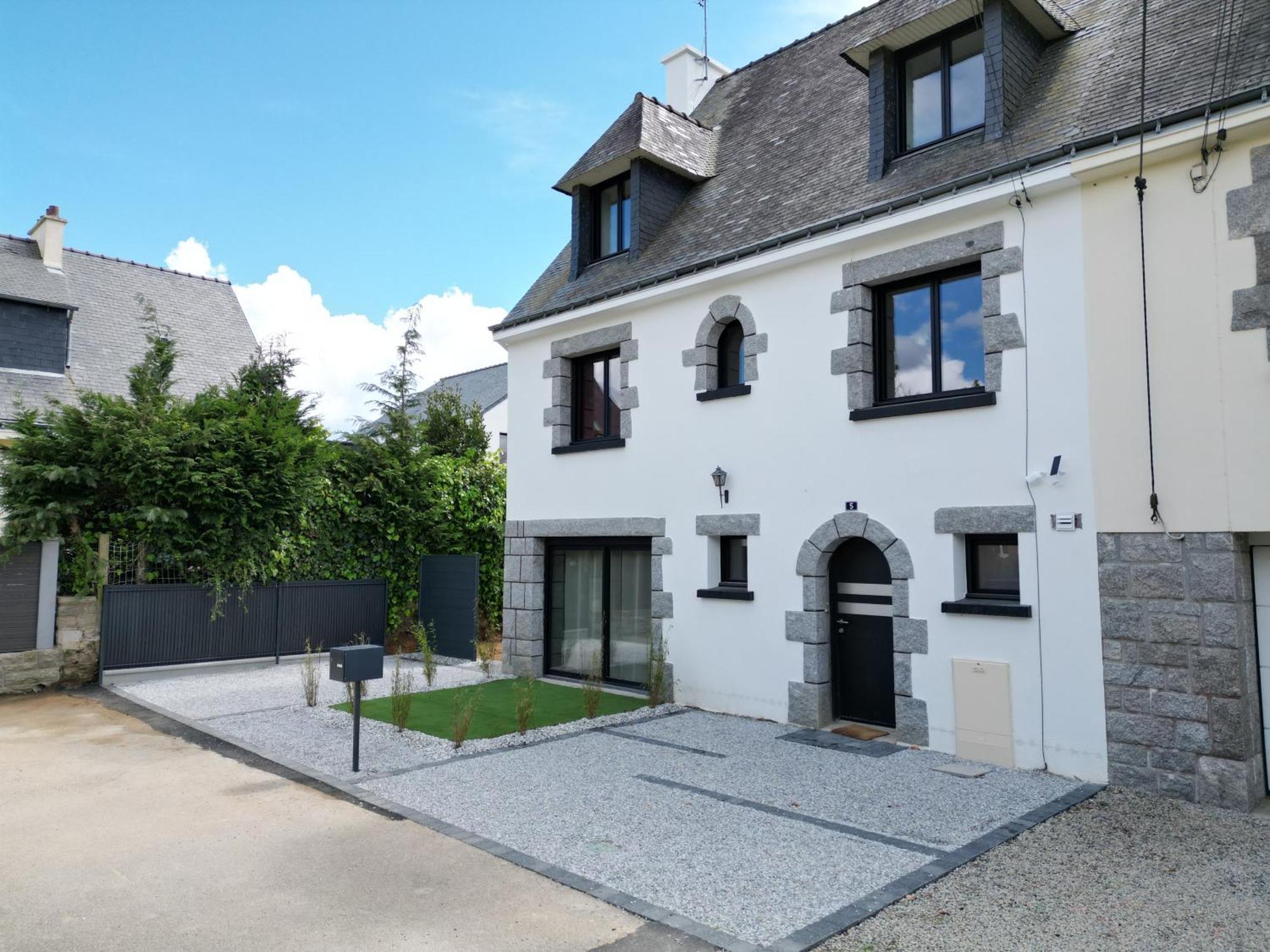 Pointe Du Raz Apartment *